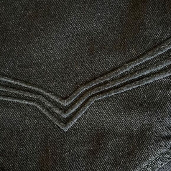 G by Guess - Picture 4 of 4